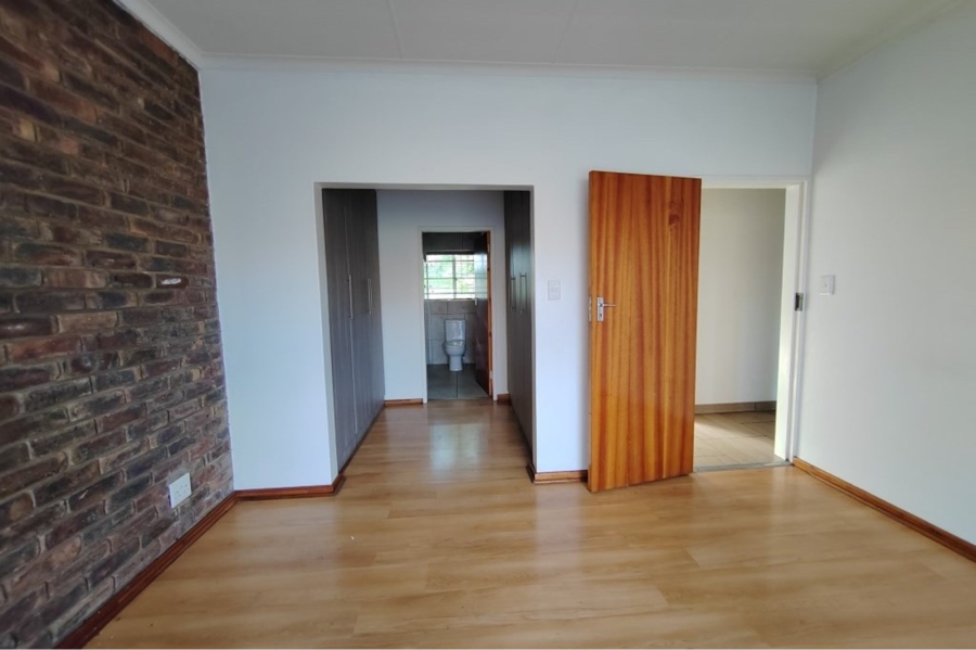 3 Bedroom Property for Sale in Aerorand Mpumalanga