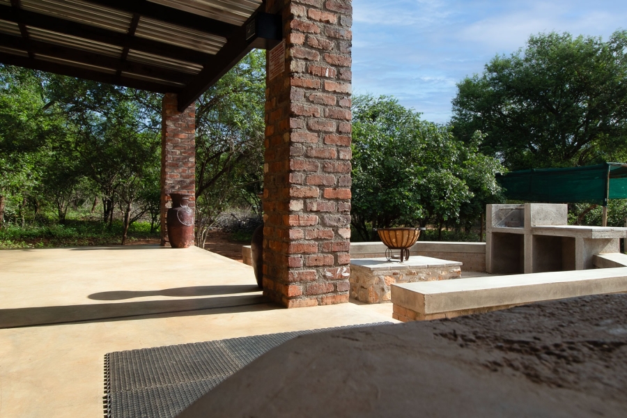 2 Bedroom Property for Sale in Marloth Park Mpumalanga