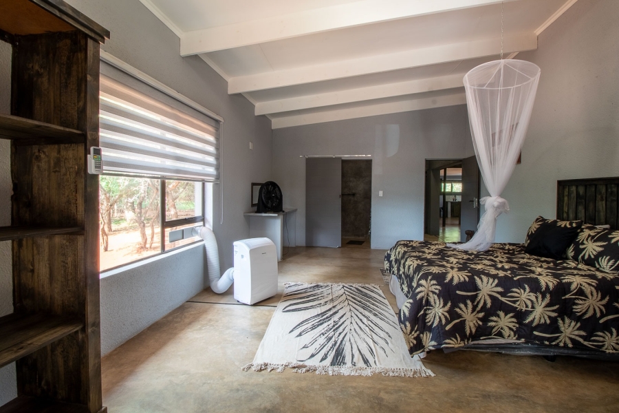 2 Bedroom Property for Sale in Marloth Park Mpumalanga