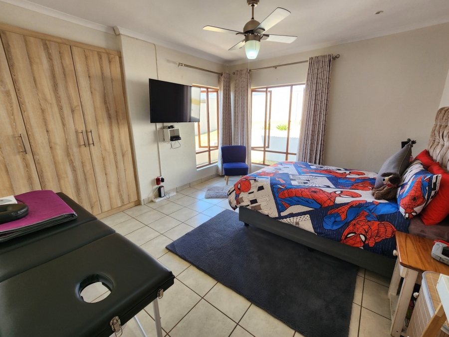 3 Bedroom Property for Sale in Fairlands Estate Mpumalanga