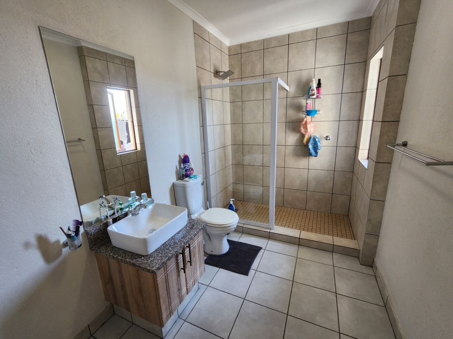 3 Bedroom Property for Sale in Fairlands Estate Mpumalanga