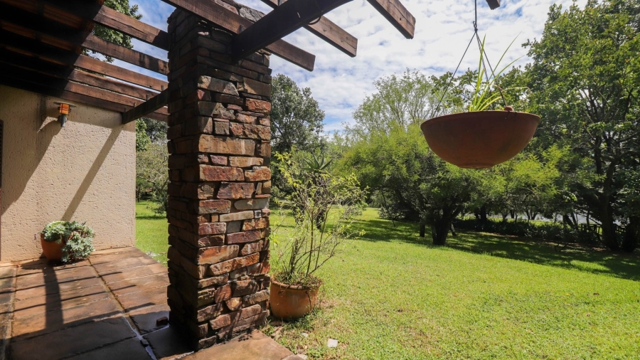 3 Bedroom Property for Sale in White River Estates Mpumalanga