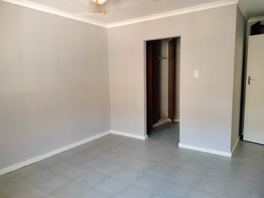 To Let 3 Bedroom Property for Rent in West Acres Mpumalanga