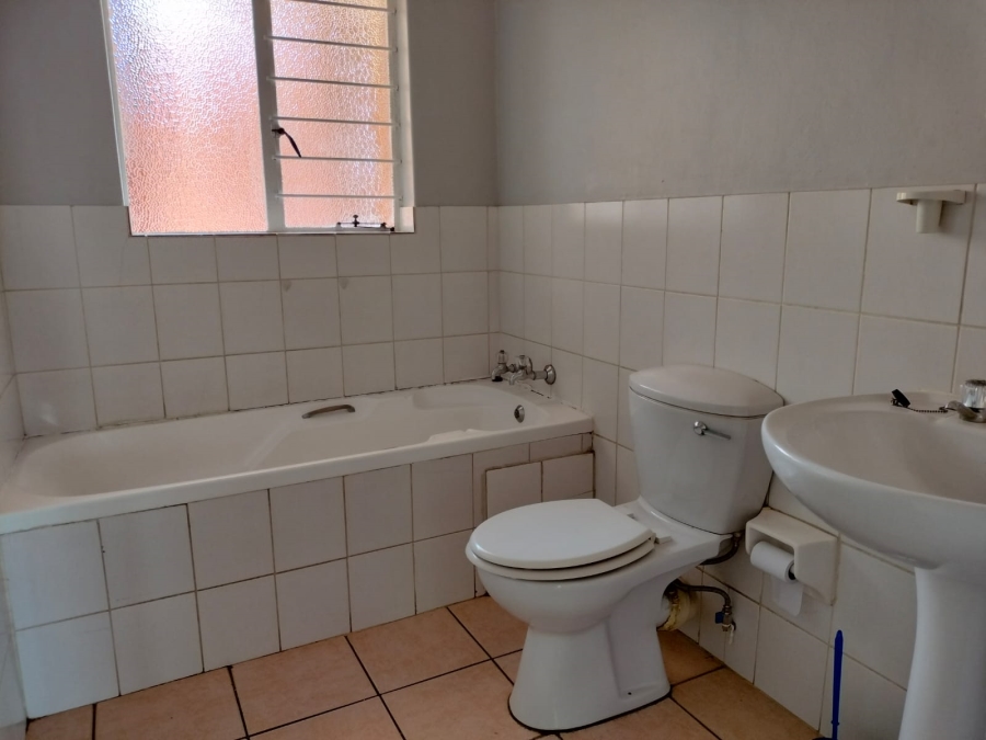 To Let 2 Bedroom Property for Rent in Sonheuwel Mpumalanga