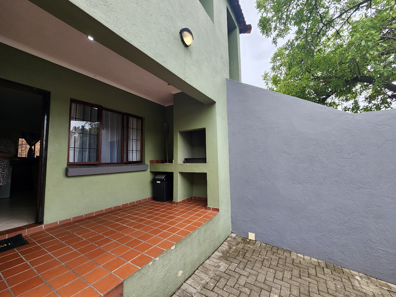 2 Bedroom Property for Sale in Sonheuwel Mpumalanga