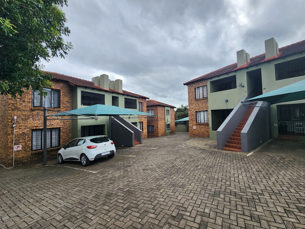 2 Bedroom Property for Sale in Sonheuwel Mpumalanga