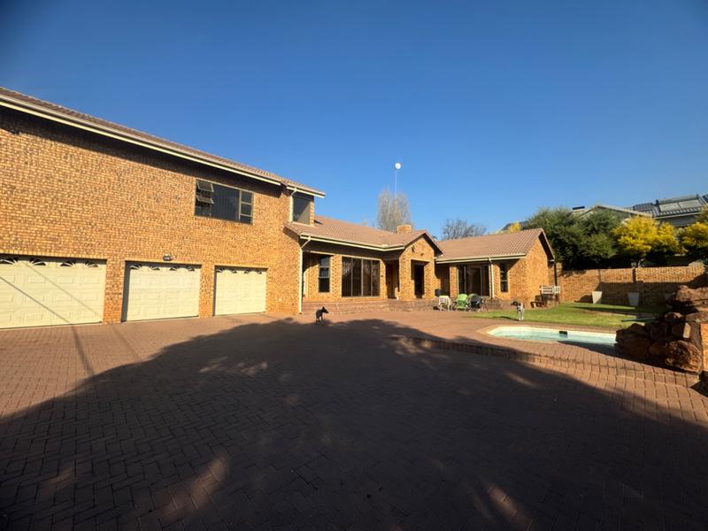 4 Bedroom Property for Sale in Clubville Mpumalanga