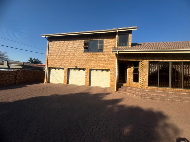 4 Bedroom Property for Sale in Clubville Mpumalanga