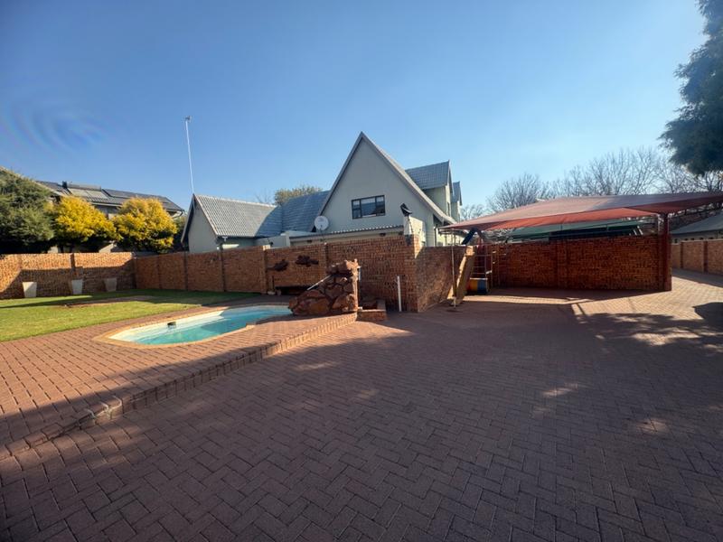 4 Bedroom Property for Sale in Clubville Mpumalanga