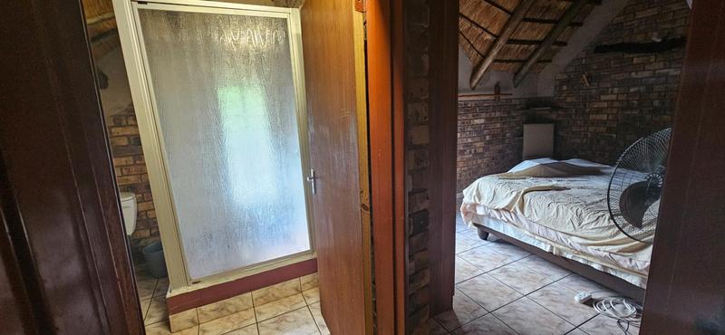 5 Bedroom Property for Sale in Marloth Park Mpumalanga