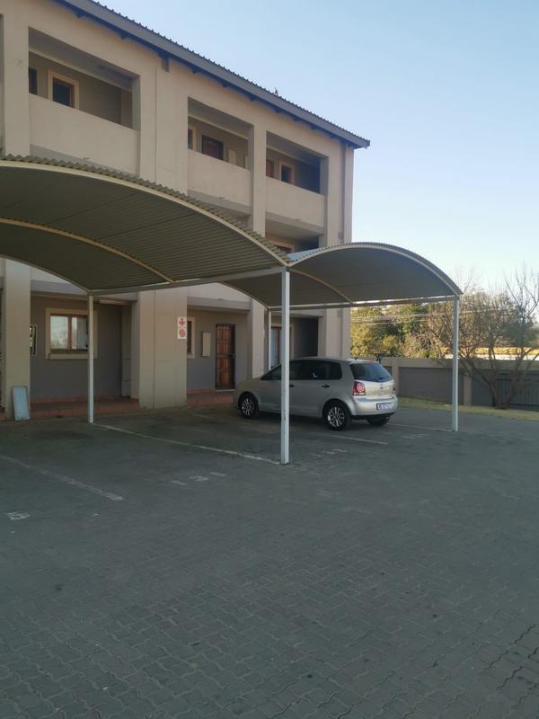 1 Bedroom Property for Sale in Ermelo Mpumalanga