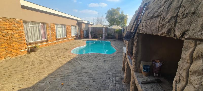 4 Bedroom Property for Sale in Lydenburg Mpumalanga