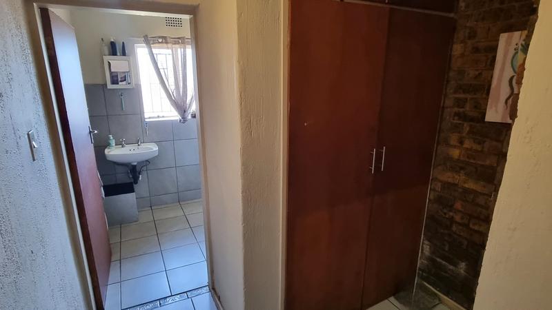 3 Bedroom Property for Sale in Middelburg Central Mpumalanga