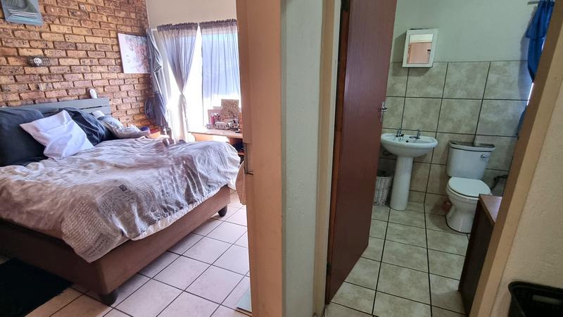 3 Bedroom Property for Sale in Middelburg Central Mpumalanga