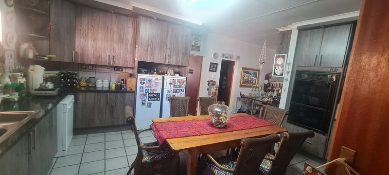 5 Bedroom Property for Sale in Lydenburg Mpumalanga