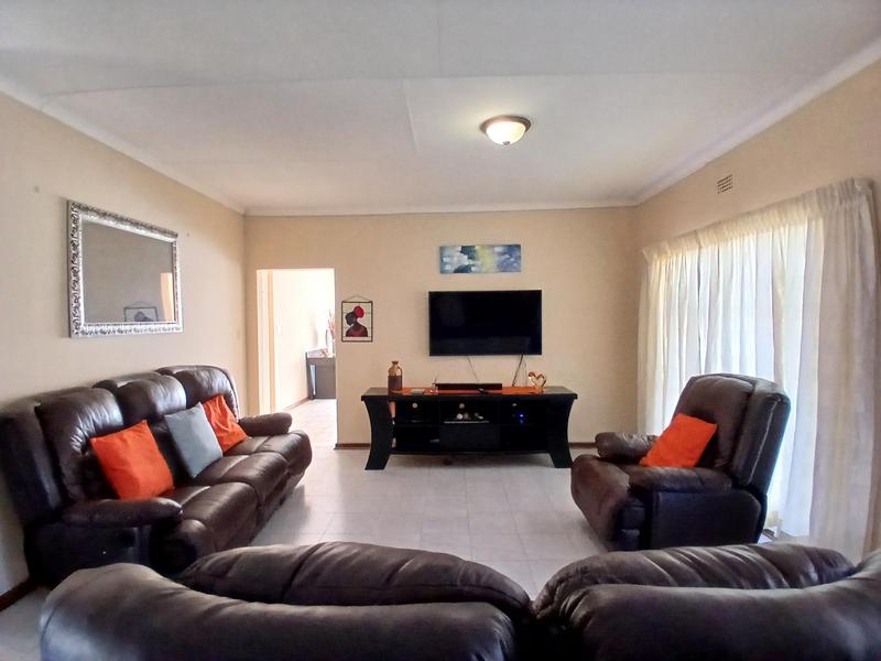 3 Bedroom Property for Sale in Ermelo Mpumalanga