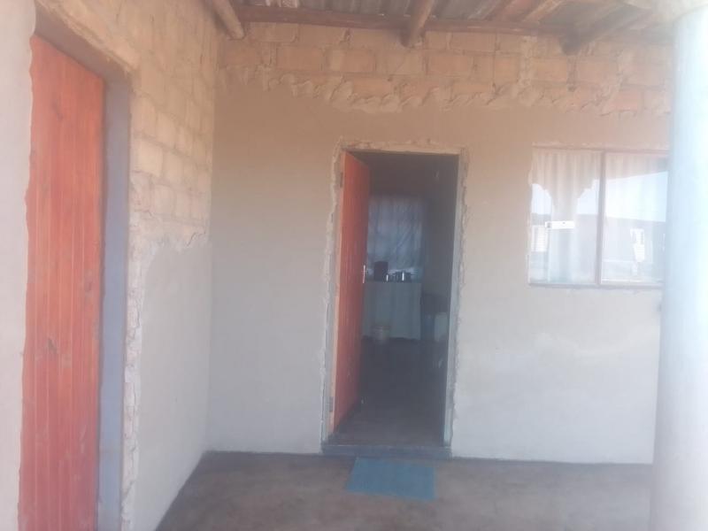 1 Bedroom Property for Sale in Moloto Mpumalanga