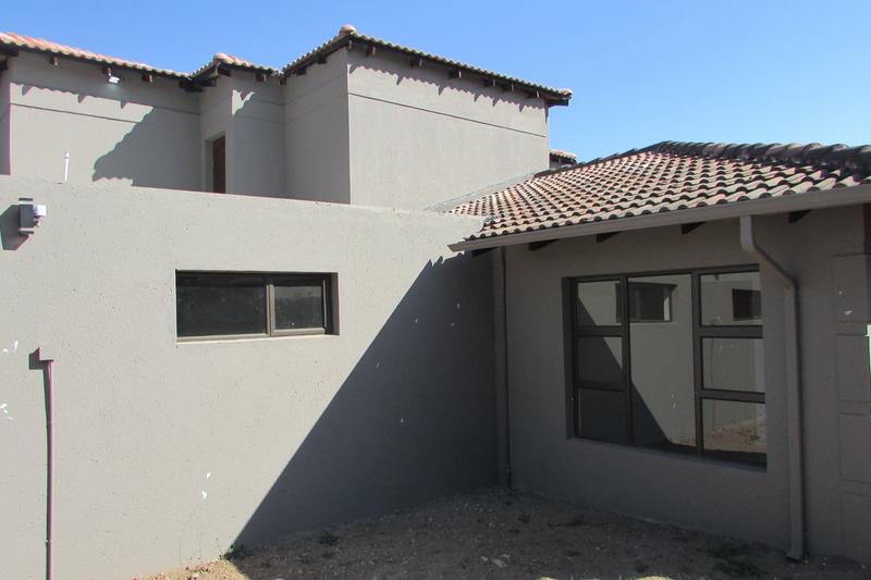 5 Bedroom Property for Sale in Stonehenge Ext 5 Mpumalanga