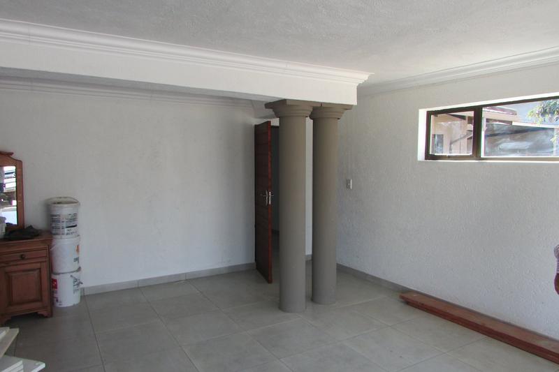 5 Bedroom Property for Sale in Stonehenge Ext 5 Mpumalanga