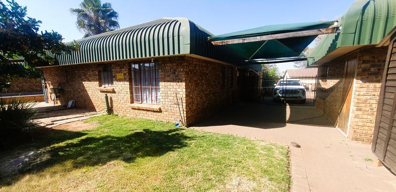 3 Bedroom Property for Sale in Middelburg Central Mpumalanga