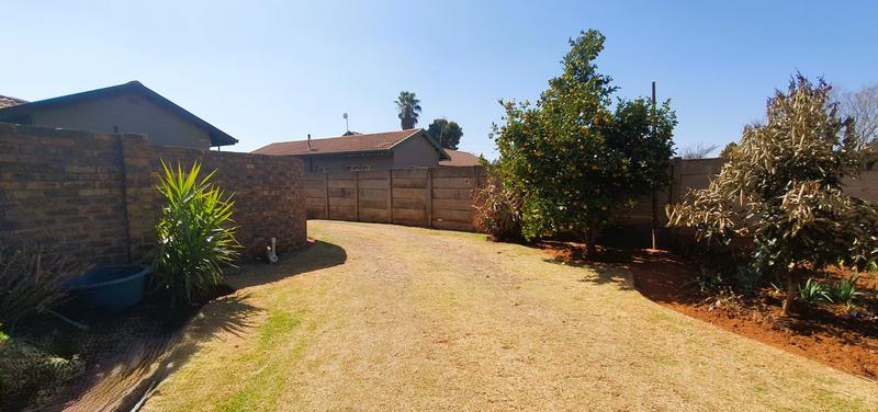 5 Bedroom Property for Sale in Balley Duff Free State