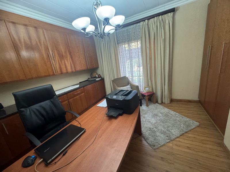 4 Bedroom Property for Sale in Gholfsig Mpumalanga