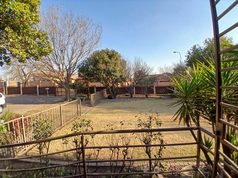 5 Bedroom Property for Sale in Ermelo Mpumalanga