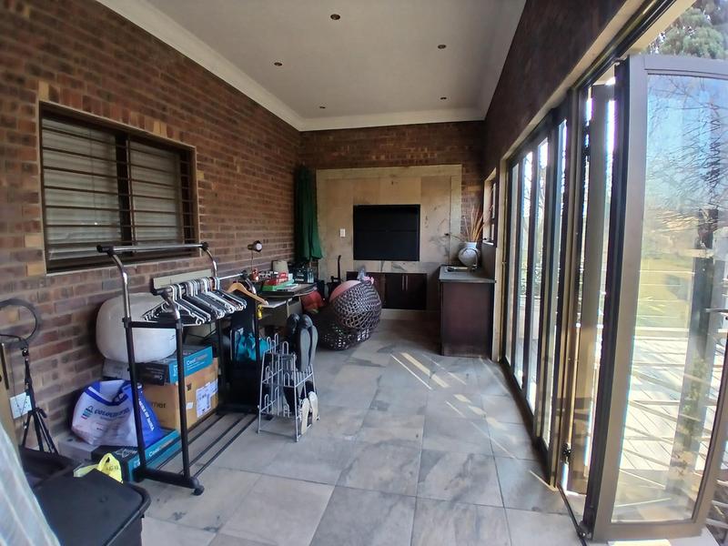 5 Bedroom Property for Sale in Ermelo Mpumalanga