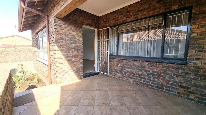 2 Bedroom Property for Sale in Middelburg Central Mpumalanga