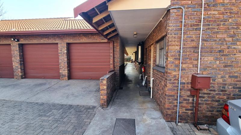 2 Bedroom Property for Sale in Middelburg Central Mpumalanga