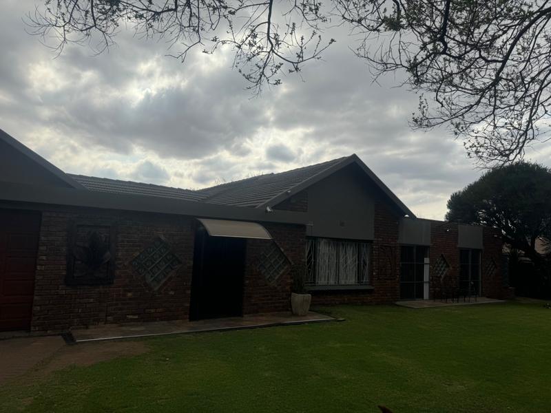 5 Bedroom Property for Sale in Middelburg Mpumalanga