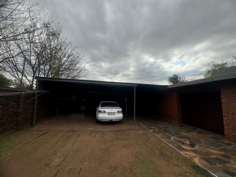 5 Bedroom Property for Sale in Middelburg Mpumalanga