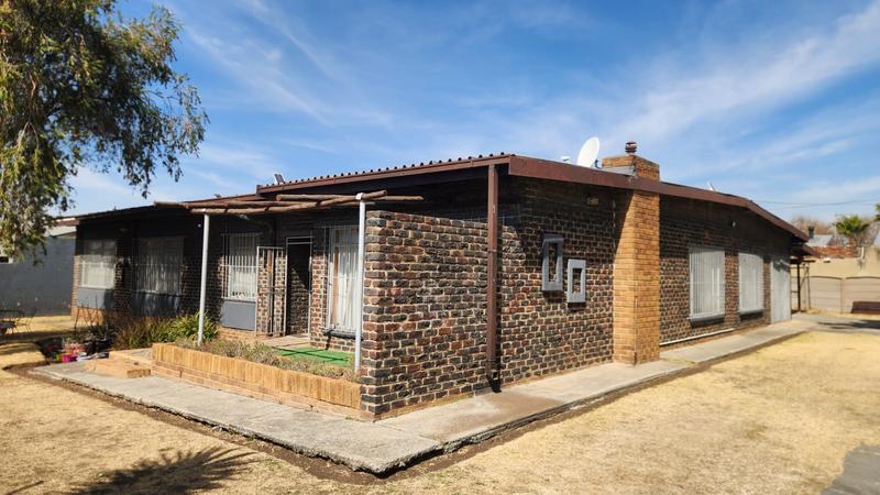 5 Bedroom Property for Sale in Kinross Mpumalanga