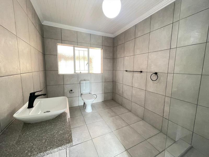 6 Bedroom Property for Sale in Sonheuwel Mpumalanga