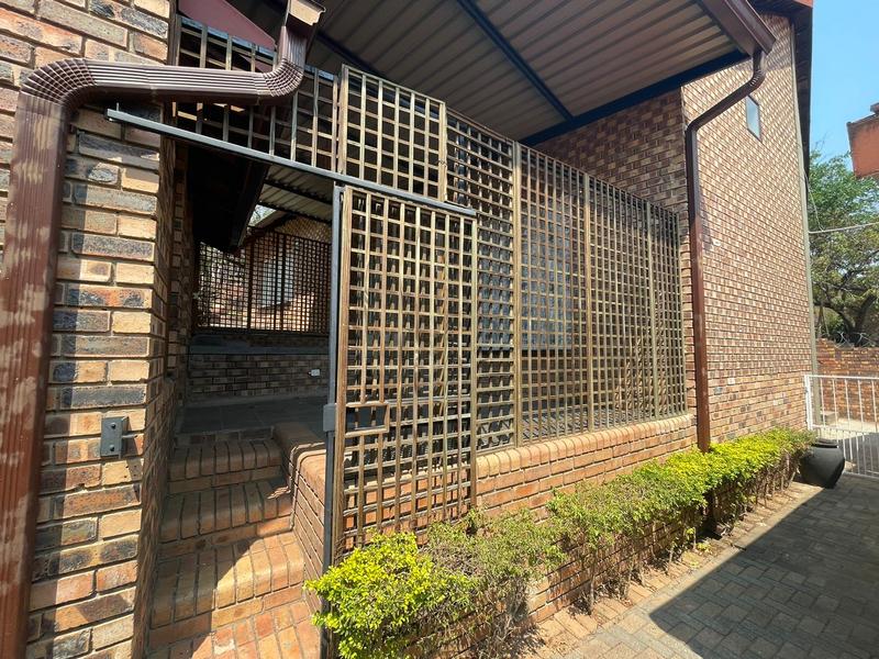 6 Bedroom Property for Sale in Sonheuwel Mpumalanga