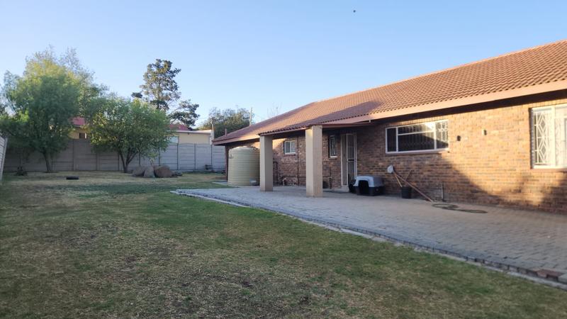 3 Bedroom Property for Sale in Trichardt Mpumalanga