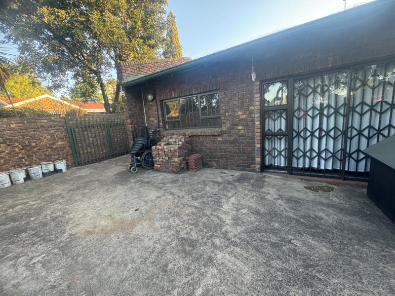 4 Bedroom Property for Sale in Aerorand Mpumalanga