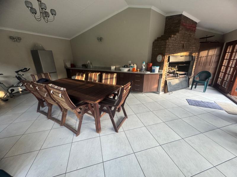 5 Bedroom Property for Sale in Gholfsig Mpumalanga