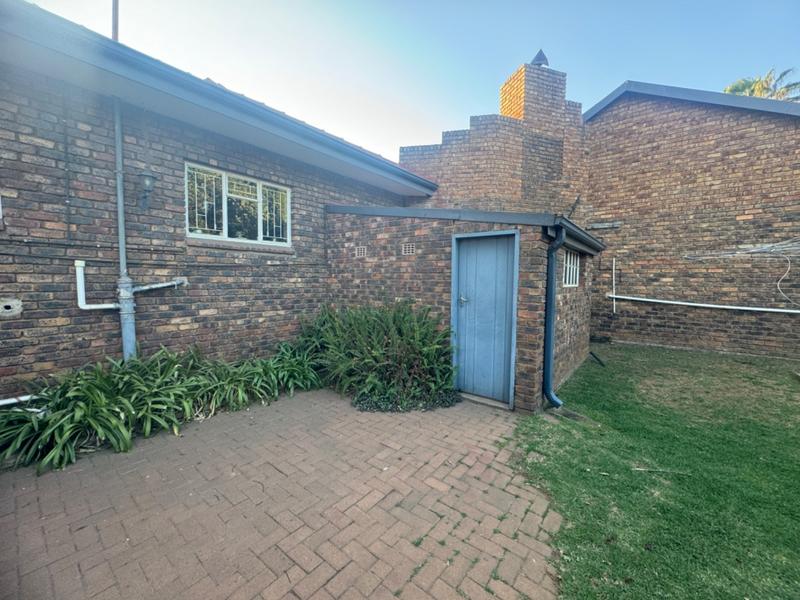 5 Bedroom Property for Sale in Gholfsig Mpumalanga