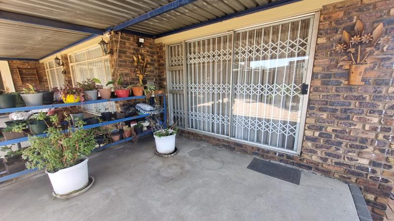 3 Bedroom Property for Sale in Ermelo Mpumalanga