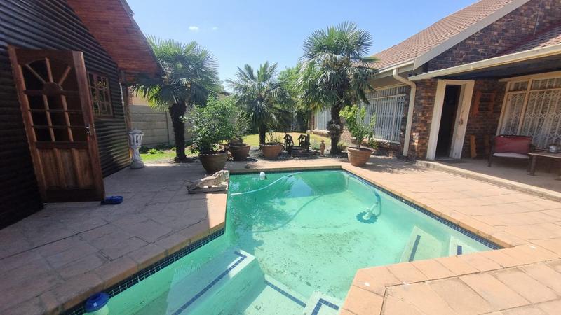 3 Bedroom Property for Sale in Ermelo Mpumalanga