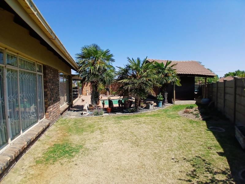 3 Bedroom Property for Sale in Ermelo Mpumalanga