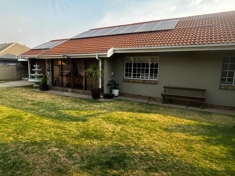 3 Bedroom Property for Sale in Kosmos Park Mpumalanga