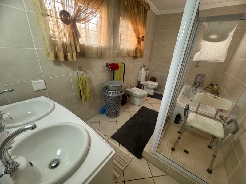 4 Bedroom Property for Sale in Gholfsig Mpumalanga