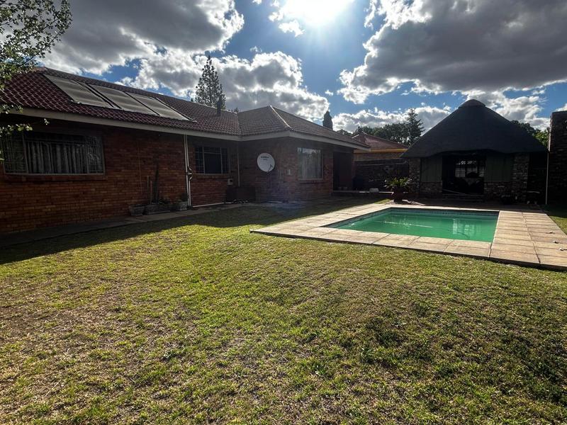 4 Bedroom Property for Sale in Flora Park Mpumalanga