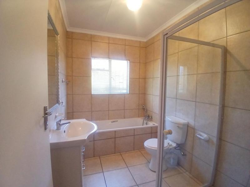 2 Bedroom Property for Sale in Ermelo Mpumalanga