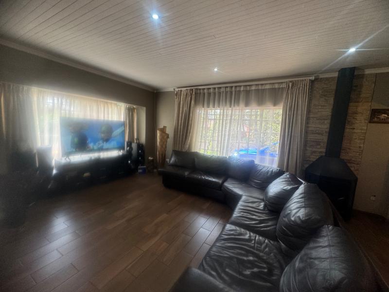 4 Bedroom Property for Sale in Aerorand Mpumalanga