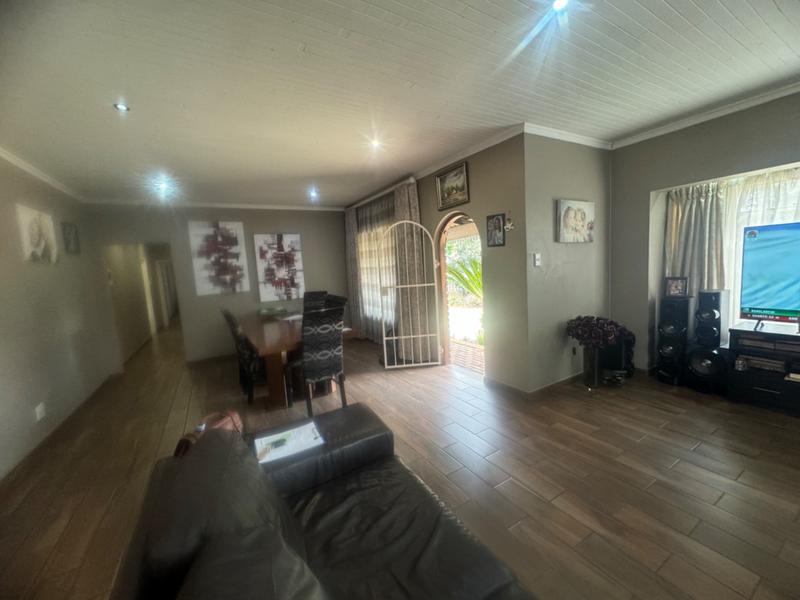 4 Bedroom Property for Sale in Aerorand Mpumalanga