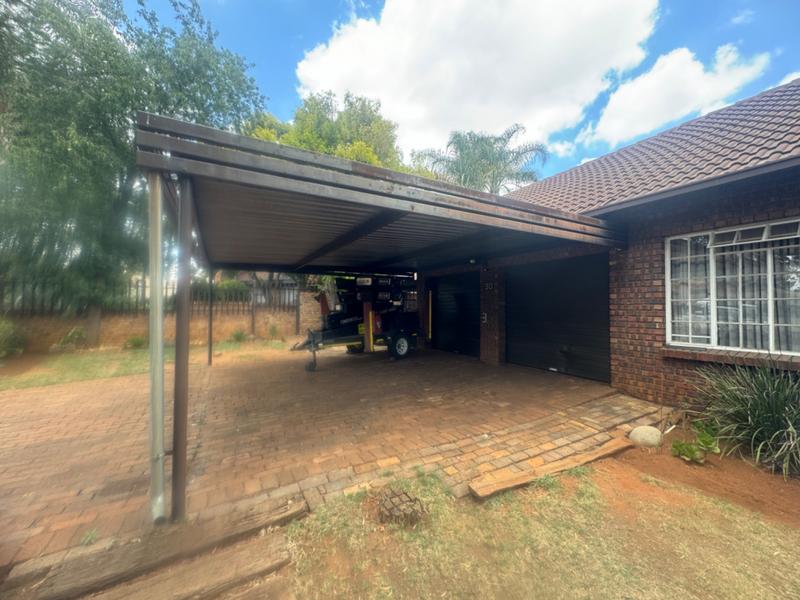 4 Bedroom Property for Sale in Aerorand Mpumalanga