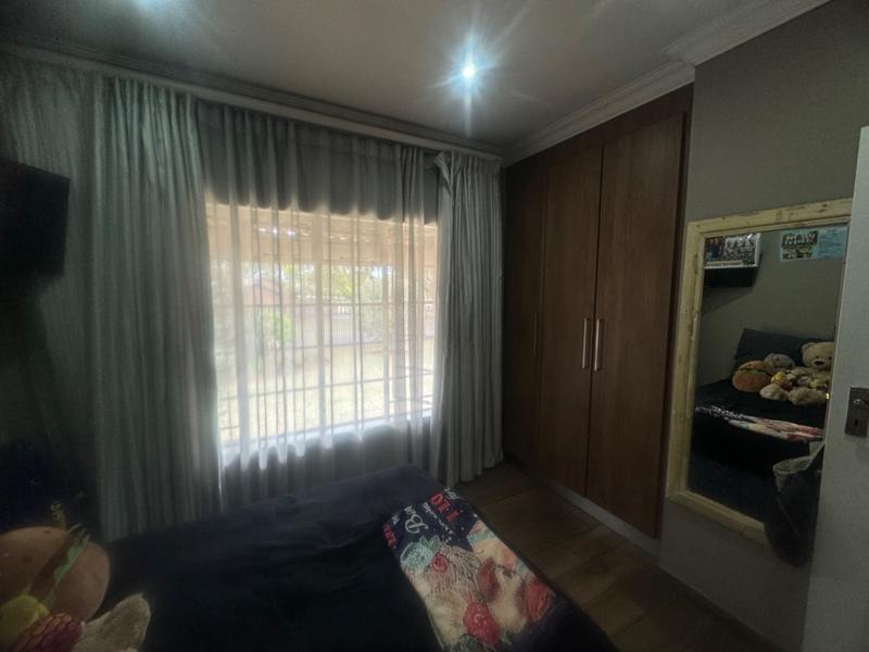 4 Bedroom Property for Sale in Aerorand Mpumalanga